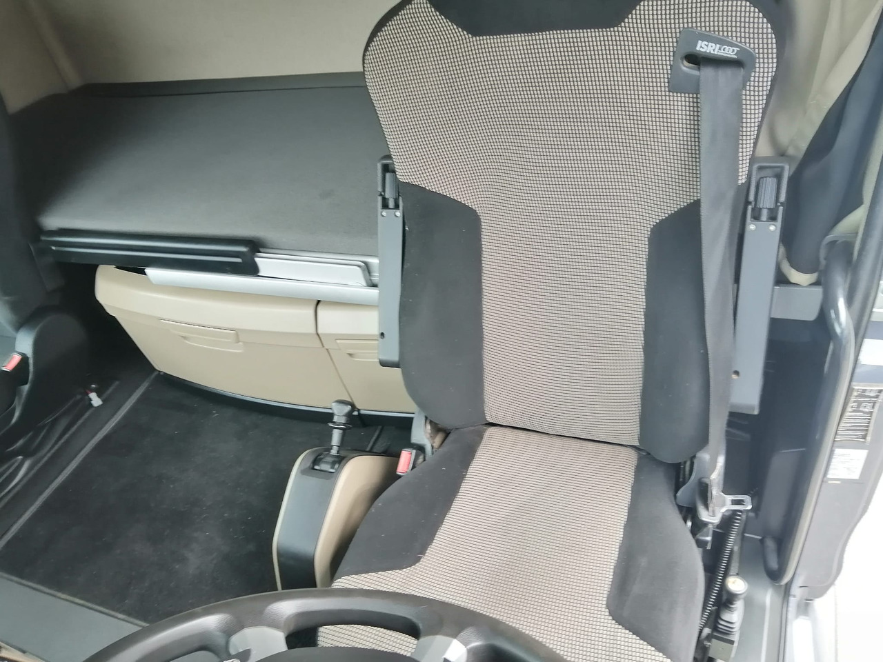 MAN 18.460 TGX 4X4 Hidro Drive TOP !!! - Dragbil: bild 4 MAN 18.460 TGX 4X4 Hidro Drive TOP !!! - Dragbil: bild 4