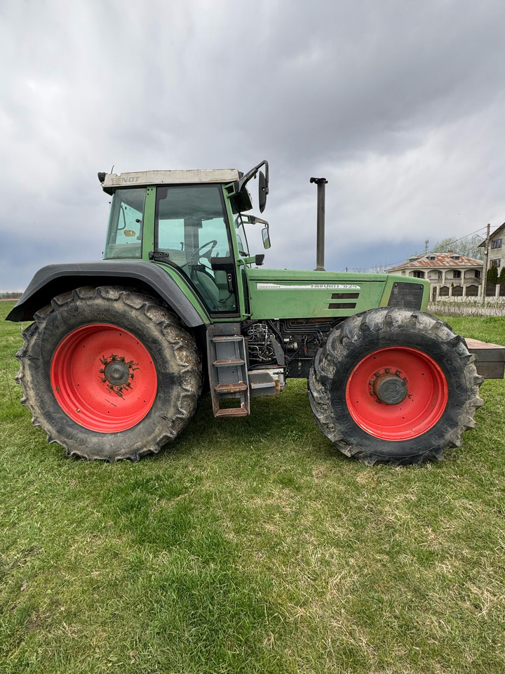 Fendt 824 Tractor - Traktor: bild 5 Fendt 824 Tractor - Traktor: bild 5