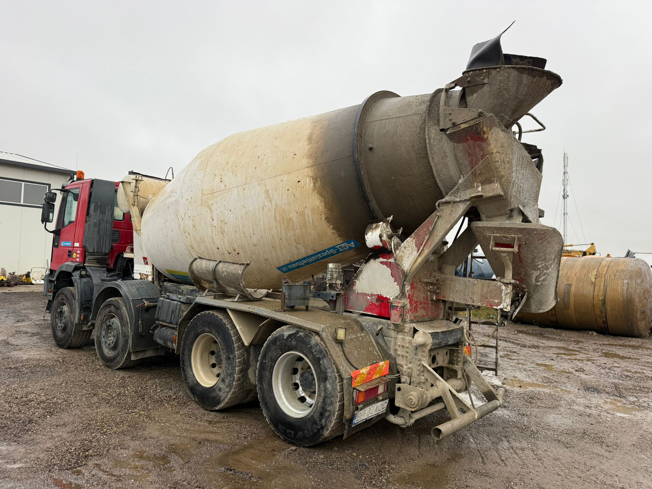 IVECO EUROTRAKKER CONCRETE MIXER - Betongbil: bild 4 IVECO EUROTRAKKER CONCRETE MIXER - Betongbil: bild 4