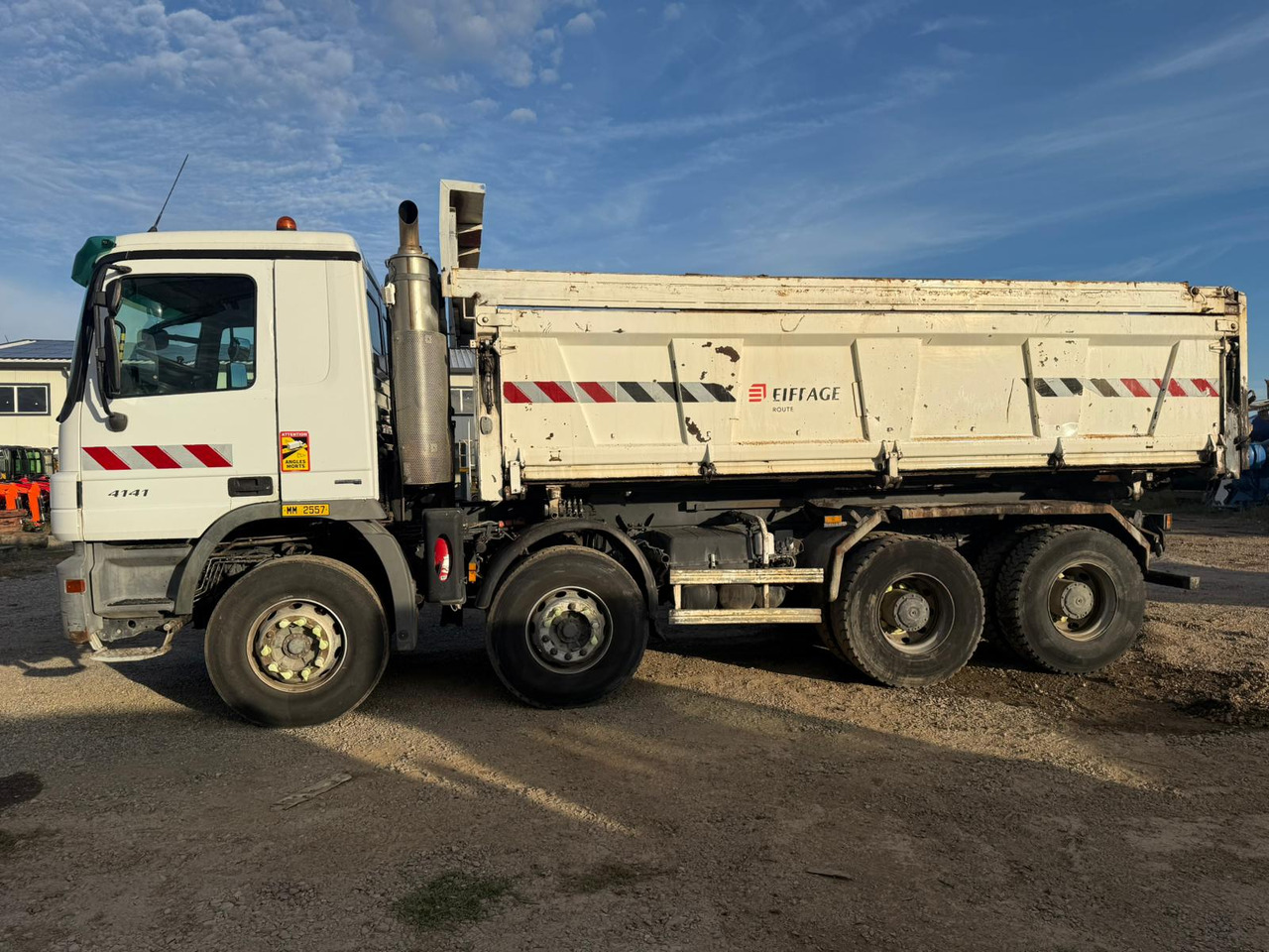 MERCEDES-BENZ ACTROS TIPPER - Tippbil lastbil: bild 2 MERCEDES-BENZ ACTROS TIPPER - Tippbil lastbil: bild 2