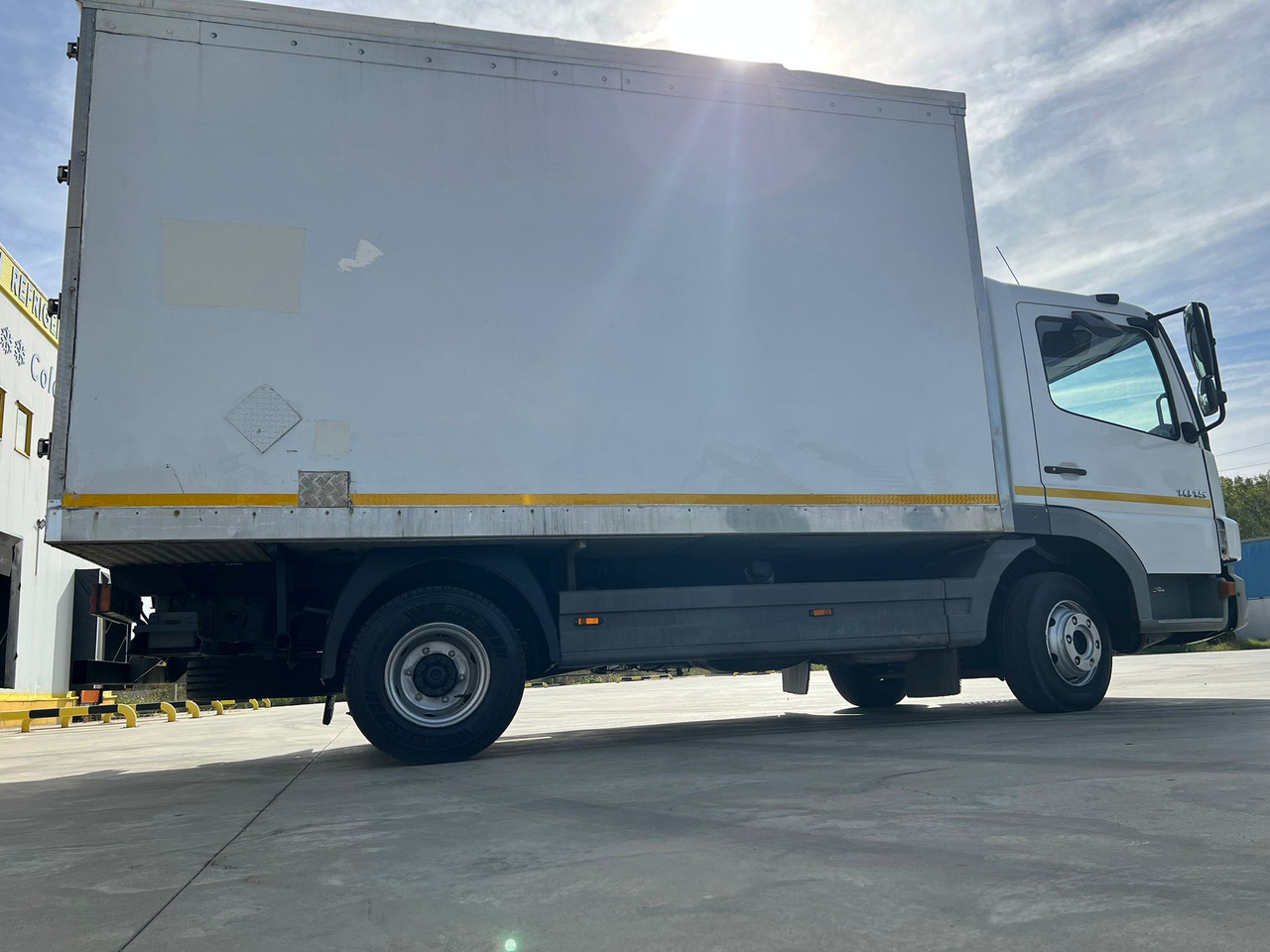 Mercedes-Benz Atego 10.15 Thermo King -20 C, Meat on hooks transport - Kylbil lastbil: bild 4 Mercedes-Benz Atego 10.15 Thermo King -20 C, Meat on hooks transport - Kylbil lastbil: bild 4