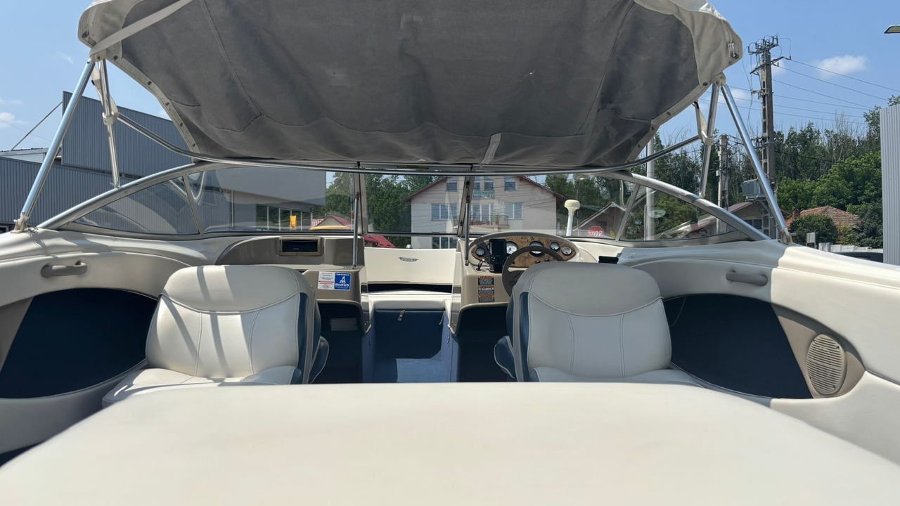 Bayliner 2150 Capri Classic 5.0L Bowrider - Övrig maskin: bild 4 Bayliner 2150 Capri Classic 5.0L Bowrider - Övrig maskin: bild 4