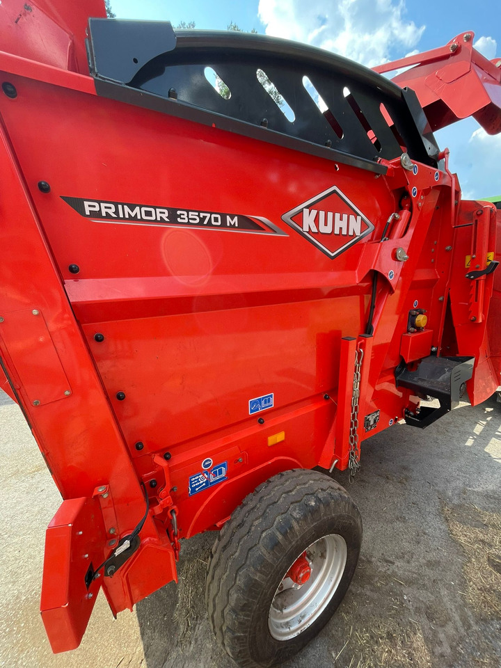 KUHN Primor 3570M hinattava paalisilppuri - Lantbruksmaskiner: bild 5 KUHN Primor 3570M hinattava paalisilppuri - Lantbruksmaskiner: bild 5