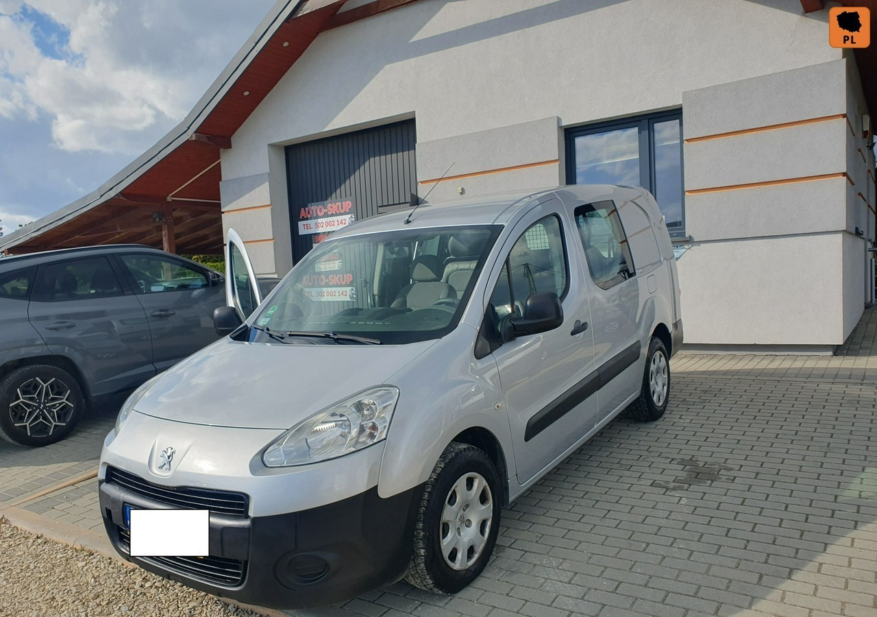 Peugeot Partner long *2 lub 5 osobowy *klima* gruau* - Skåpbil: bild 1 Peugeot Partner long *2 lub 5 osobowy *klima* gruau* - Skåpbil: bild 1