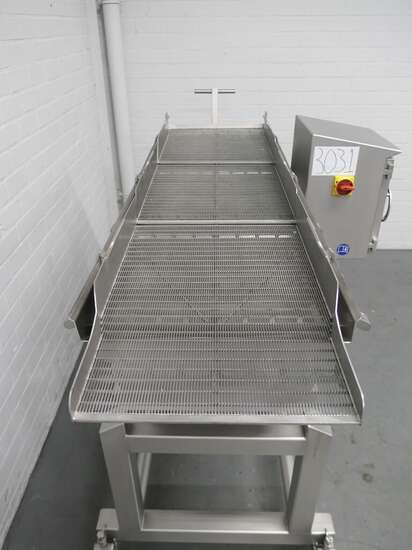 GEA vibrating gutter MultiShaker 450/1600 - Transportör: bild 5 GEA vibrating gutter MultiShaker 450/1600 - Transportör: bild 5