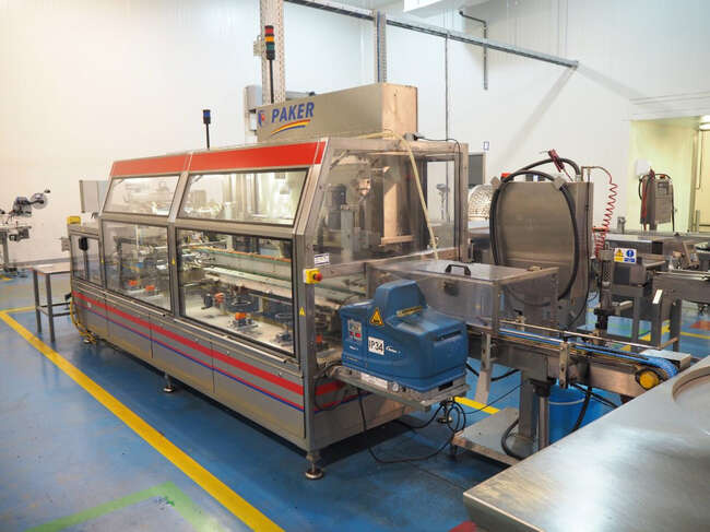 Paker sleeve machine Multipack RC11-80 U - Förpackningsmaskin: bild 1 Paker sleeve machine Multipack RC11-80 U - Förpackningsmaskin: bild 1