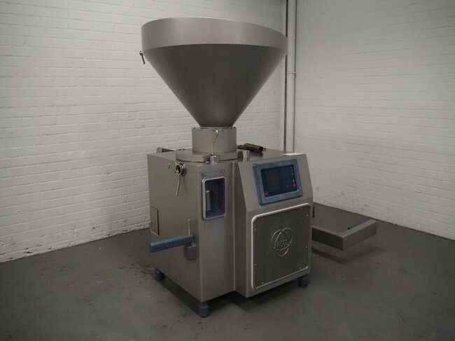 Risco vacuum filler RS605 - Livsmedelsmaskin: bild 1 Risco vacuum filler RS605 - Livsmedelsmaskin: bild 1