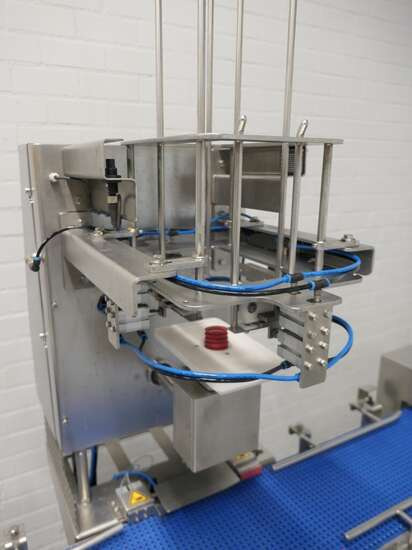 Van Rijn lidding machine lid rollover - Livsmedelsmaskin: bild 5 Van Rijn lidding machine lid rollover - Livsmedelsmaskin: bild 5