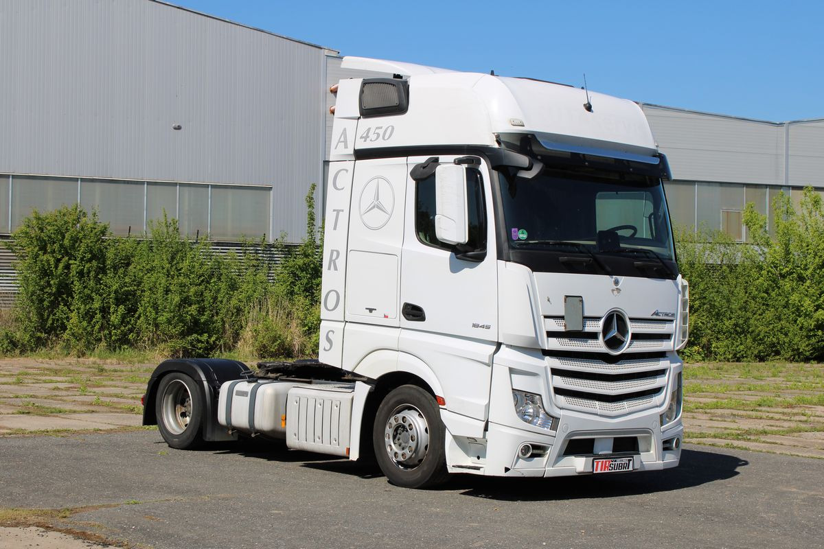Mercedes-Benz Actros 1845 - Dragbil: bild 1 Mercedes-Benz Actros 1845 - Dragbil: bild 1