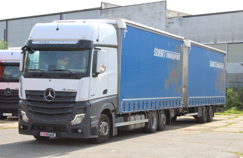 Mercedes-Benz Actros 2542 NAVIGACE + PANAV TVK 18 M (8,20m x 2,4 - Kapellbil, Kapellsläp: bild 4 Mercedes-Benz Actros 2542 NAVIGACE + PANAV TVK 18 M (8,20m x 2,4 - Kapellbil, Kapellsläp: bild 4