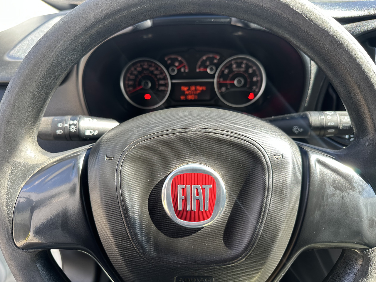 Små skåpbil Fiat Doblo: bild 14