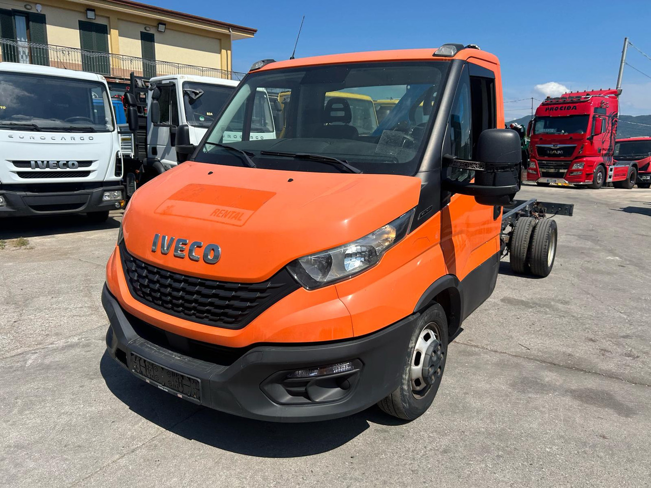 IVECO DAILY 35-140 - Kranbil: bild 1 IVECO DAILY 35-140 - Kranbil: bild 1