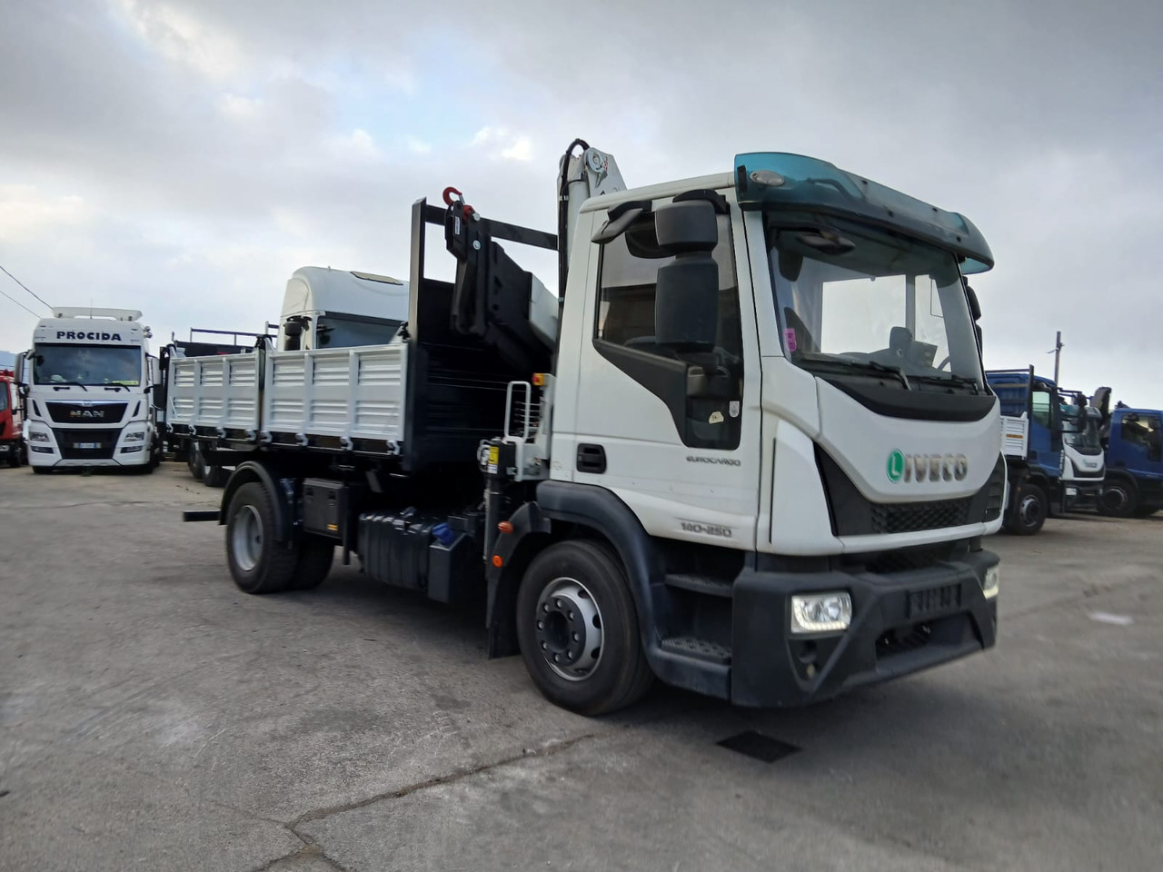 IVECO EUROCARGO 140-250 - Kranbil: bild 4 IVECO EUROCARGO 140-250 - Kranbil: bild 4