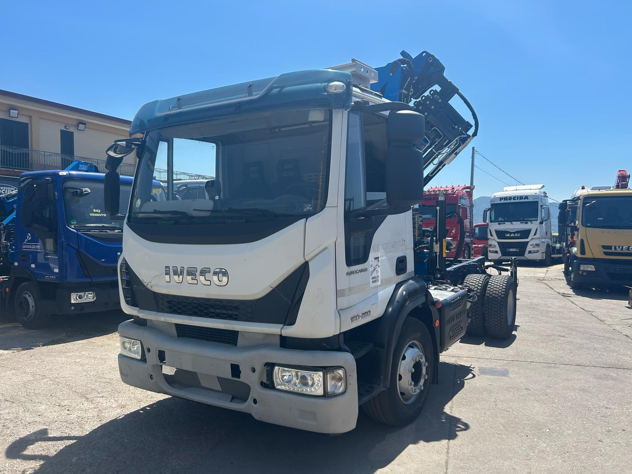 IVECO EUROCARGO 160-250 - Kranbil: bild 1 IVECO EUROCARGO 160-250 - Kranbil: bild 1