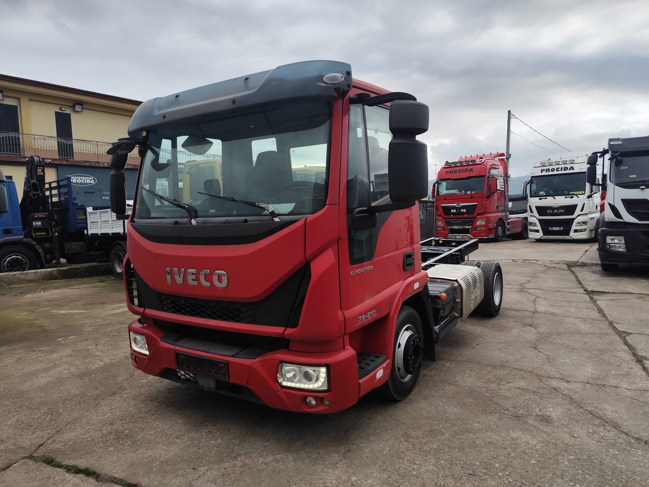 IVECO EUROCARGO 75-210 - Tippbil lastbil: bild 1 IVECO EUROCARGO 75-210 - Tippbil lastbil: bild 1