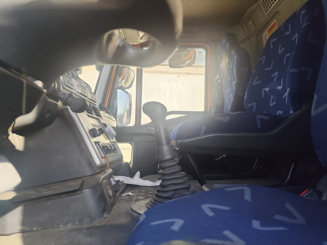 IVECO STRALIS 190S31 - Kranbil: bild 4 IVECO STRALIS 190S31 - Kranbil: bild 4