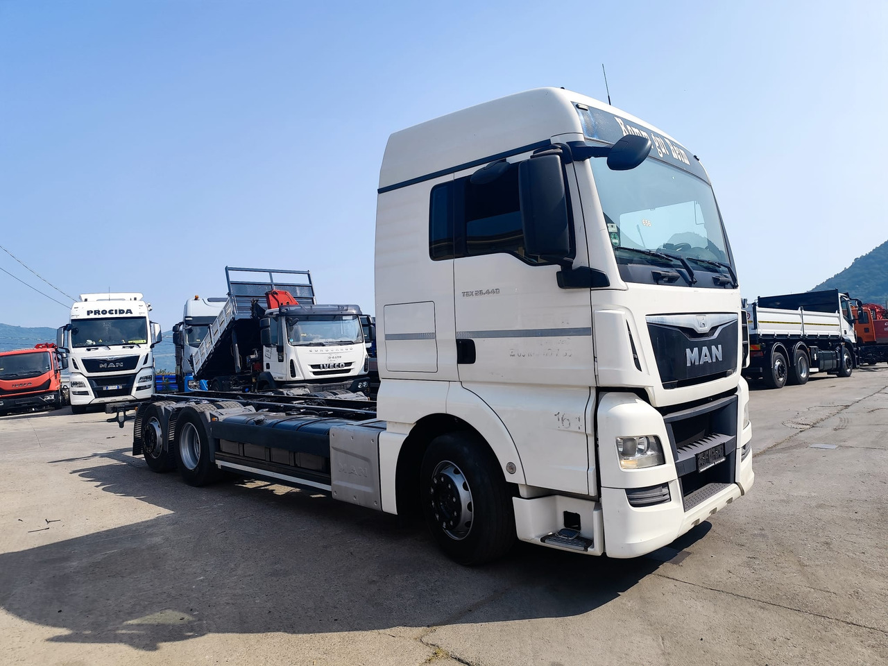 MAN TGX 26.440 - Flakbil: bild 1 MAN TGX 26.440 - Flakbil: bild 1