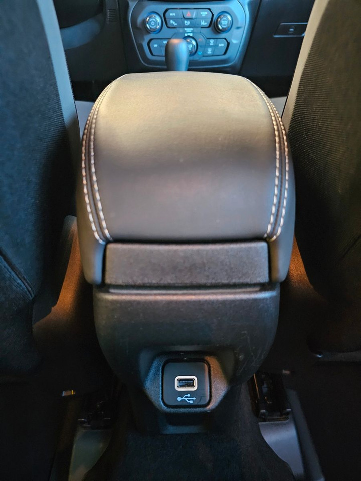 SUV Jeep Renegade S Plug-In-Hybrid 4xe Kamera LED ACC AHK: bild 12