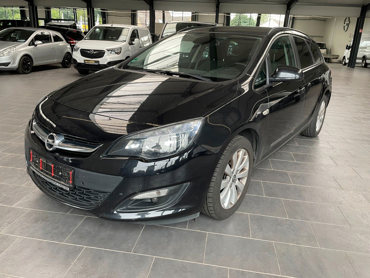 Opel Astra J Sports Tourer Style - Personbil: bild 1 Opel Astra J Sports Tourer Style - Personbil: bild 1