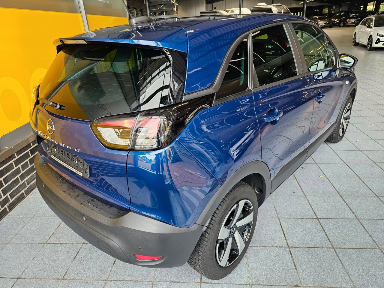 Opel Crossland Navi SHZ LHzg PDC Kamera - Persontransport: bild 3 Opel Crossland Navi SHZ LHzg PDC Kamera - Persontransport: bild 3