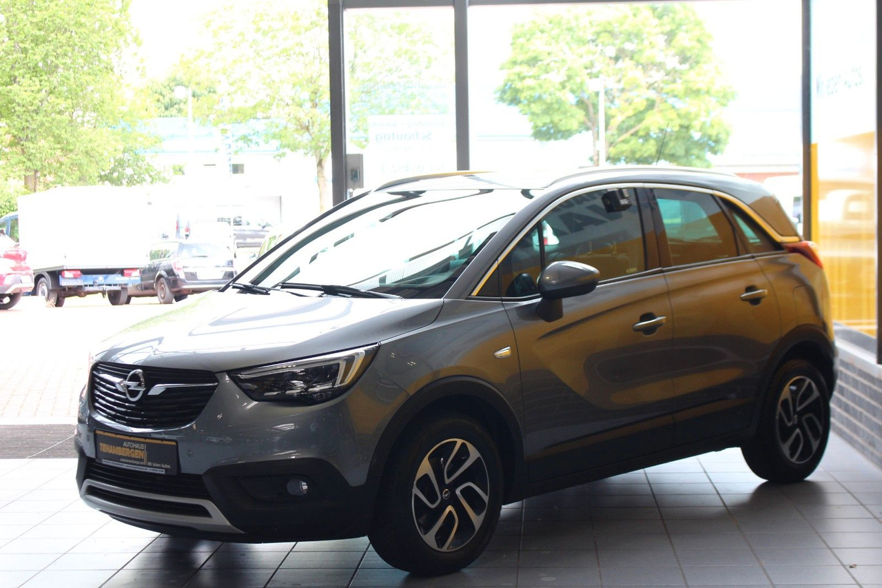 Opel Crossland (X) 1,2 Ultimate Pano Navi Kamera LED - Sedan: bild 4 Opel Crossland (X) 1,2 Ultimate Pano Navi Kamera LED - Sedan: bild 4