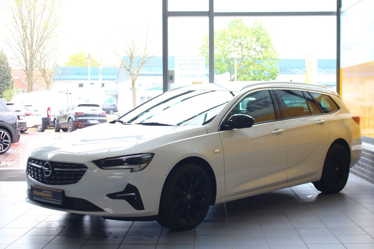 Opel Insignia B ST 4x4 Leder Massage Bose Matrix AHK - Personbil: bild 4 Opel Insignia B ST 4x4 Leder Massage Bose Matrix AHK - Personbil: bild 4