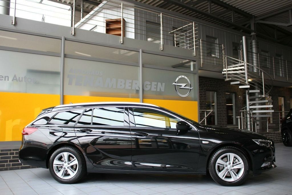 Opel Insignia B Sports Tourer 4x4 INNOVATION - Personbil: bild 4 Opel Insignia B Sports Tourer 4x4 INNOVATION - Personbil: bild 4