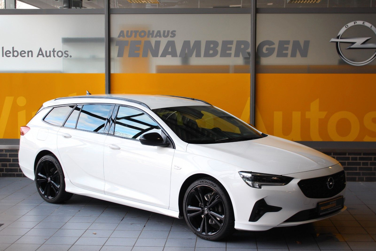 Opel Insignia B Sports Tourer Ultimate 4x4 AHK ACC - Personbil: bild 1 Opel Insignia B Sports Tourer Ultimate 4x4 AHK ACC - Personbil: bild 1
