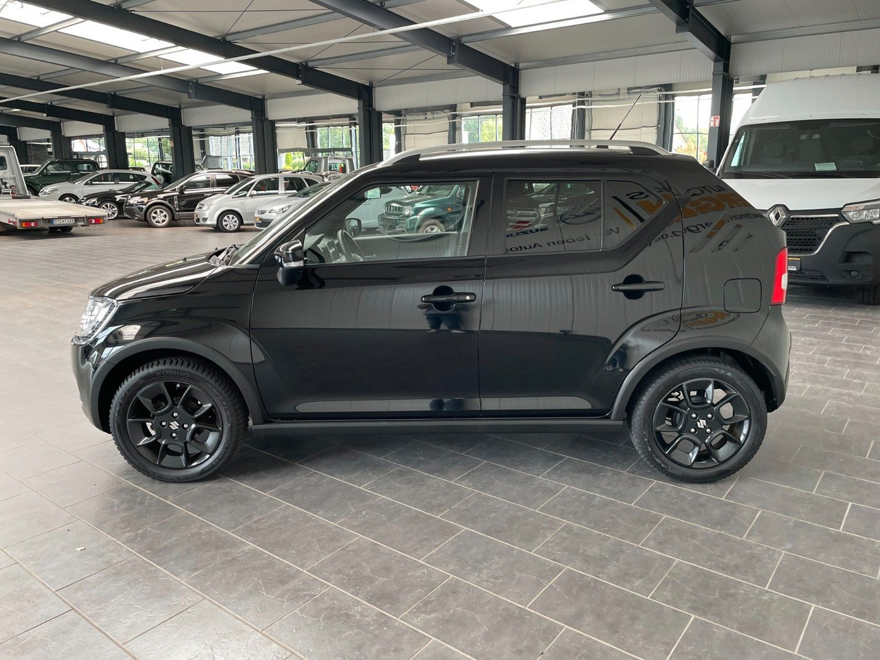 Suzuki Ignis Comfort+ Behinderten-Umbau Kamera Navi LED - Sedan: bild 5 Suzuki Ignis Comfort+ Behinderten-Umbau Kamera Navi LED - Sedan: bild 5