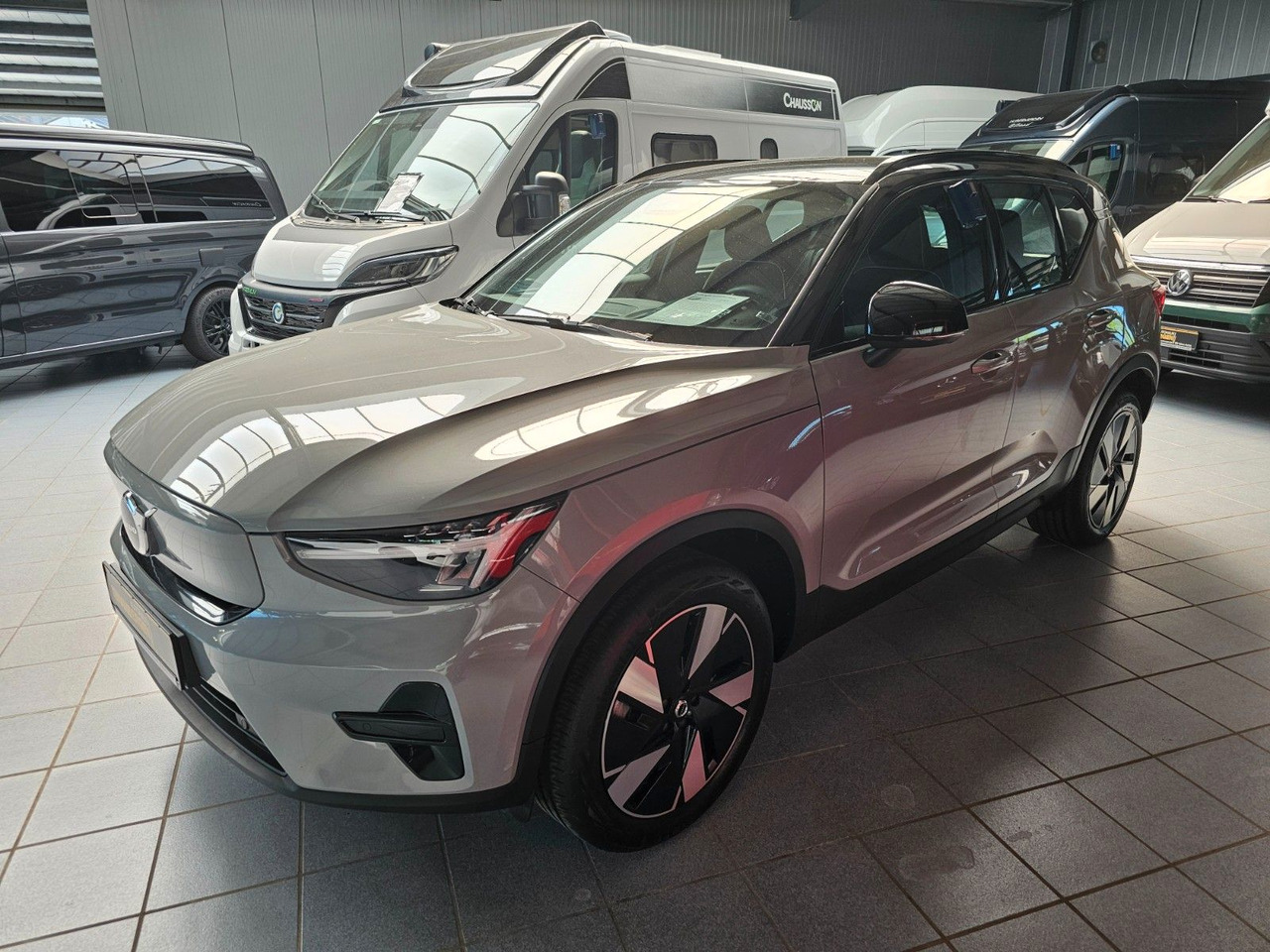 Volvo XC 40 Plus Recharge Pure Electric 2WD - SUV: bild 1 Volvo XC 40 Plus Recharge Pure Electric 2WD - SUV: bild 1