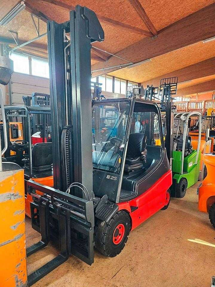 Linde E25 - Eltruck: bild 3 Linde E25 - Eltruck: bild 3