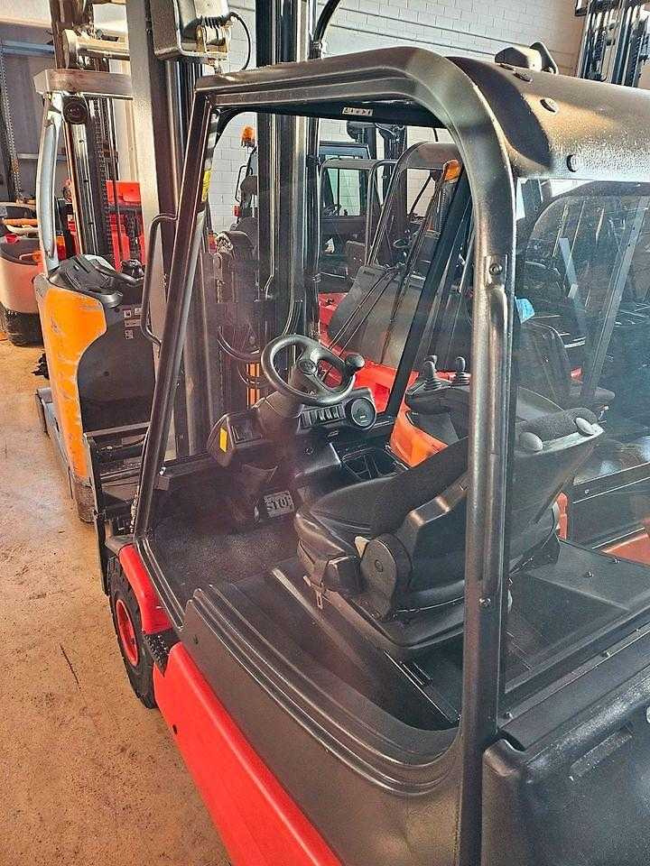 Linde E25 - Eltruck: bild 5 Linde E25 - Eltruck: bild 5