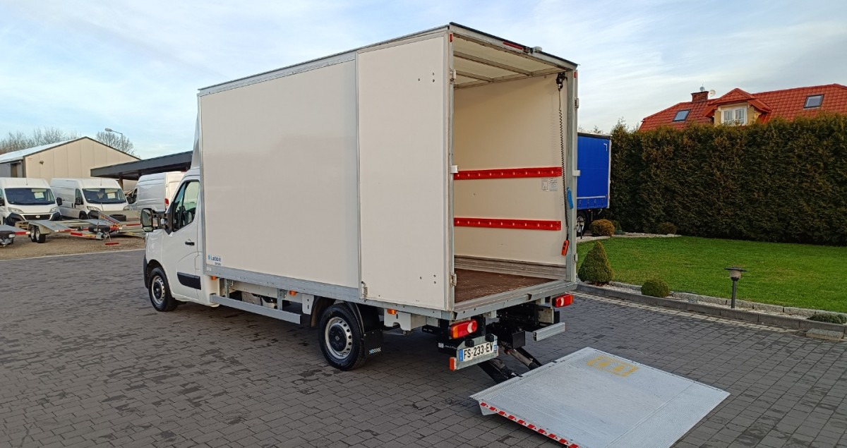 Renault Master WINDA Kontener 8 Euro Palet VAT 23 - Volymskåp: bild 2 Renault Master WINDA Kontener 8 Euro Palet VAT 23 - Volymskåp: bild 2