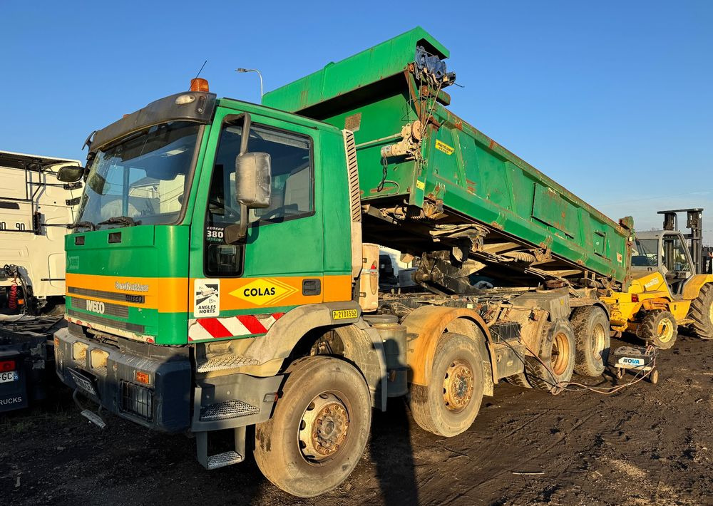 Iveco EuroTrakker - Tippbil lastbil: bild 1 Iveco EuroTrakker - Tippbil lastbil: bild 1