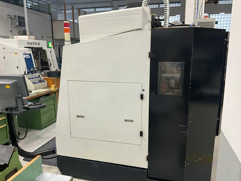 Hurco BMC 30 - Metallbearbetningsmaskin: bild 2 Hurco BMC 30 - Metallbearbetningsmaskin: bild 2