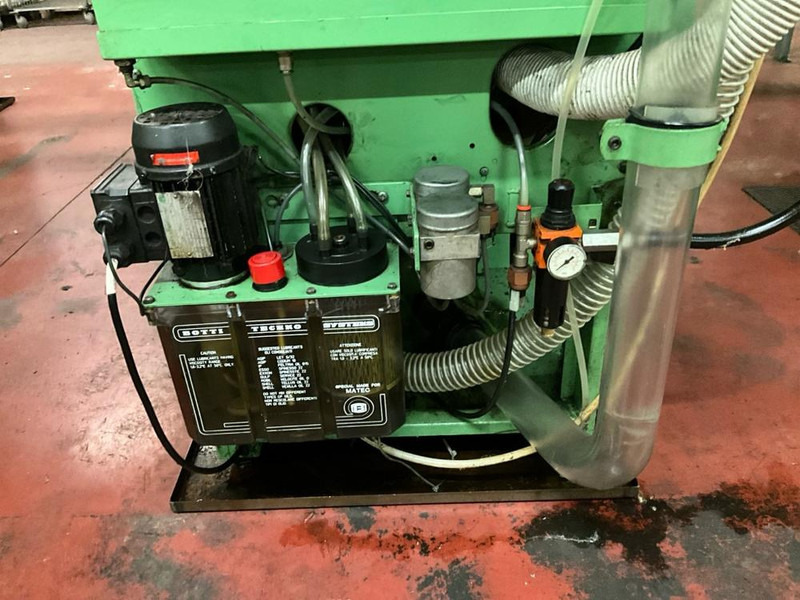 Matec HF 4.7VM - Industrimaskin: bild 4 Matec HF 4.7VM - Industrimaskin: bild 4