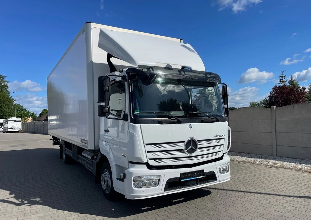 Mercedes-Benz ATEGO 818, IZOTERMA OGRZEWANA! - Lastbil med skåp: bild 2 Mercedes-Benz ATEGO 818, IZOTERMA OGRZEWANA! - Lastbil med skåp: bild 2