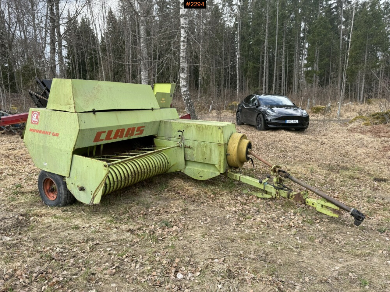 Claas Markant 60 square baler with thrower - Utrustning för vallskörd: bild 1 Claas Markant 60 square baler with thrower - Utrustning för vallskörd: bild 1