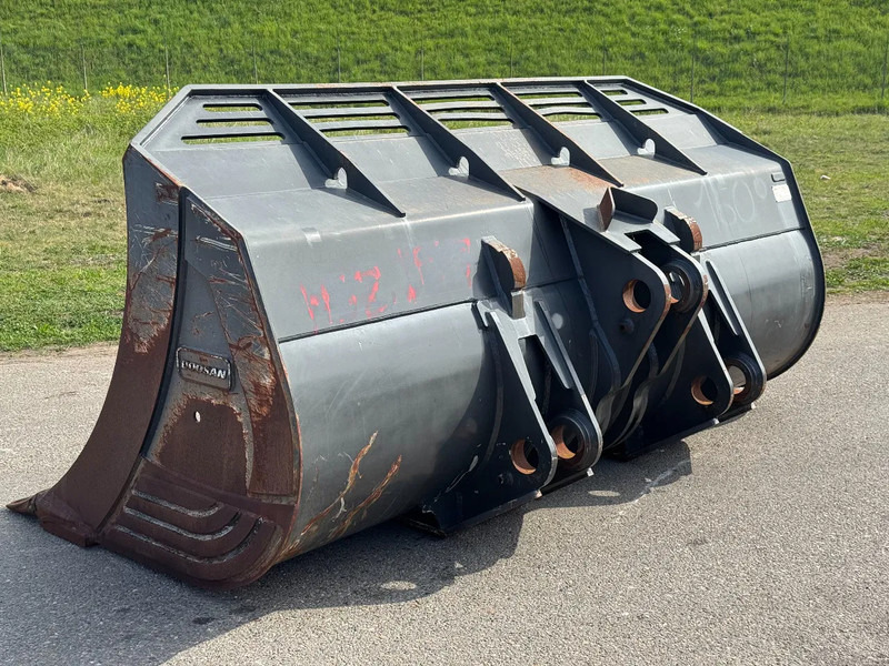 Doosan 230104-01475 DL 550-3 Rock Bucket - Grävmaskinsskopa för Byggmaskiner: bild 2 Doosan 230104-01475 DL 550-3 Rock Bucket - Grävmaskinsskopa för Byggmaskiner: bild 2