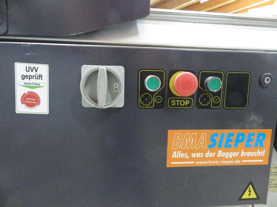 2 x Formatkreissäge mit Vorritzer Altendorf F90 und ROBLAND E300 - Träbearbetningsmaskin: bild 3 2 x Formatkreissäge mit Vorritzer Altendorf F90 und ROBLAND E300 - Träbearbetningsmaskin: bild 3