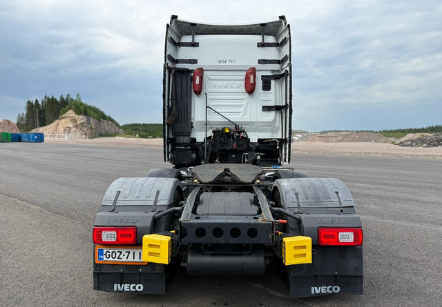 IvecoS-Way 460 LNG 6x2 - Dragbil: bild 4 IvecoS-Way 460 LNG 6x2 - Dragbil: bild 4