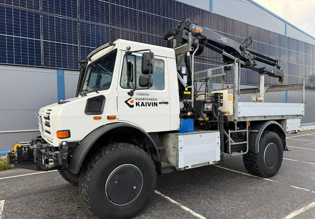 Mercedes-BenzUnimog U5000 + Hiab 099 E-4 - Flakbil, Kranbil: bild 1 Mercedes-BenzUnimog U5000 + Hiab 099 E-4 - Flakbil, Kranbil: bild 1