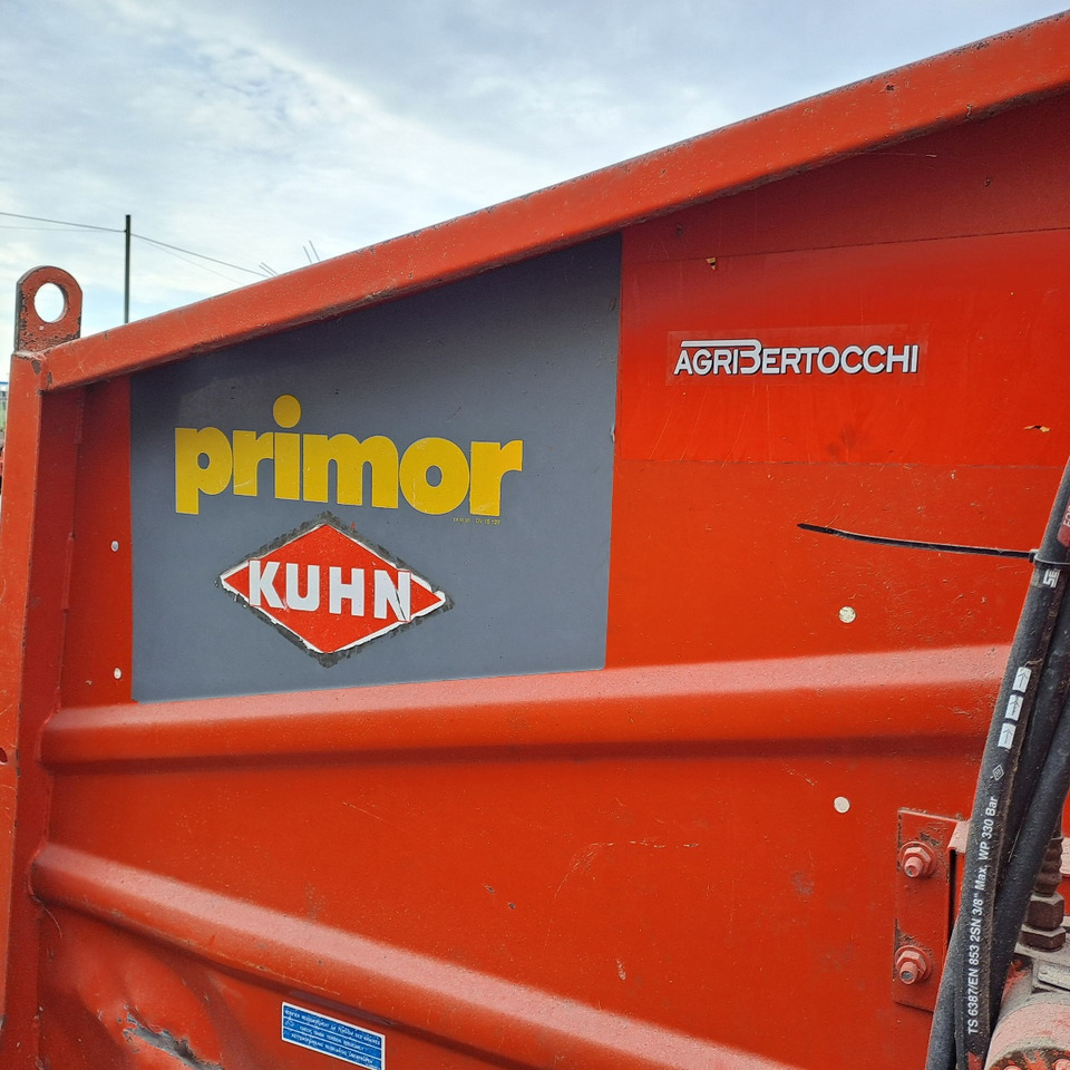 IMPAGLIATRICE KUHN PRIMOR PP - Halmhack: bild 4 IMPAGLIATRICE KUHN PRIMOR PP - Halmhack: bild 4