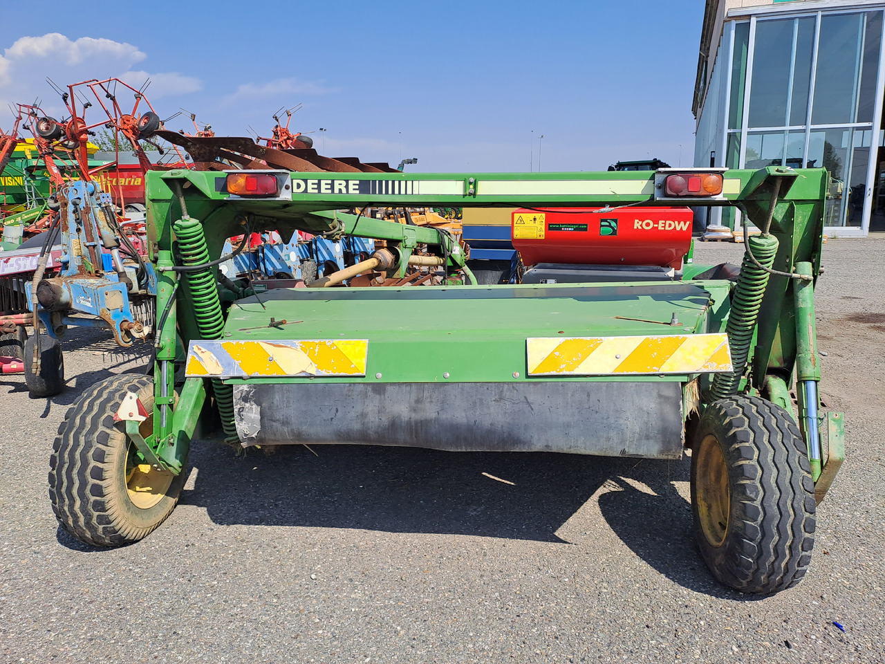 JOHN DEERE 1460 - Slåttermaskin: bild 2 JOHN DEERE 1460 - Slåttermaskin: bild 2