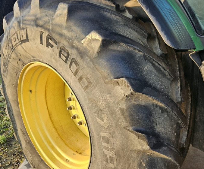 JOHN DEERE 8410 - Traktor: bild 4 JOHN DEERE 8410 - Traktor: bild 4