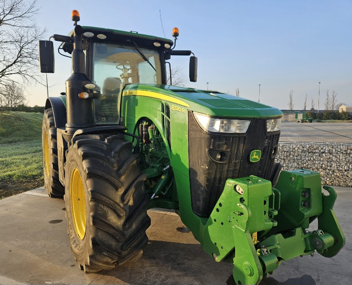 JOHN DEERE 8410 - Traktor: bild 1 JOHN DEERE 8410 - Traktor: bild 1