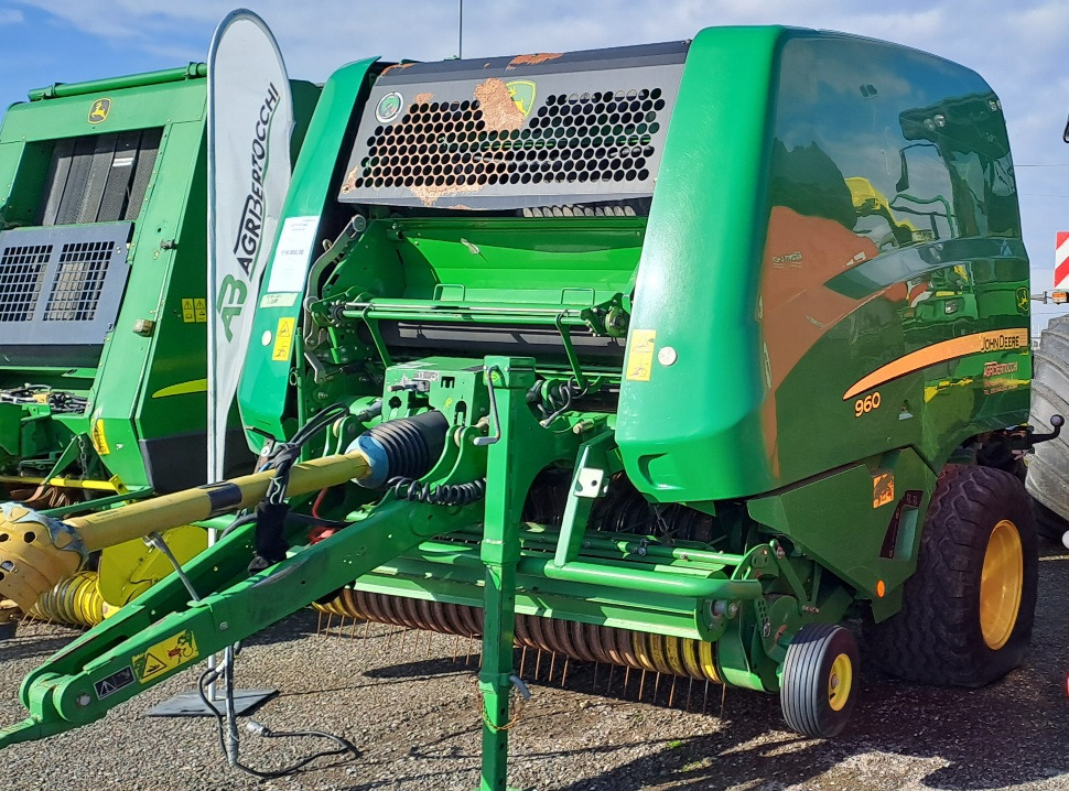 JOHN DEERE 960 - Rundbalspress: bild 3 JOHN DEERE 960 - Rundbalspress: bild 3