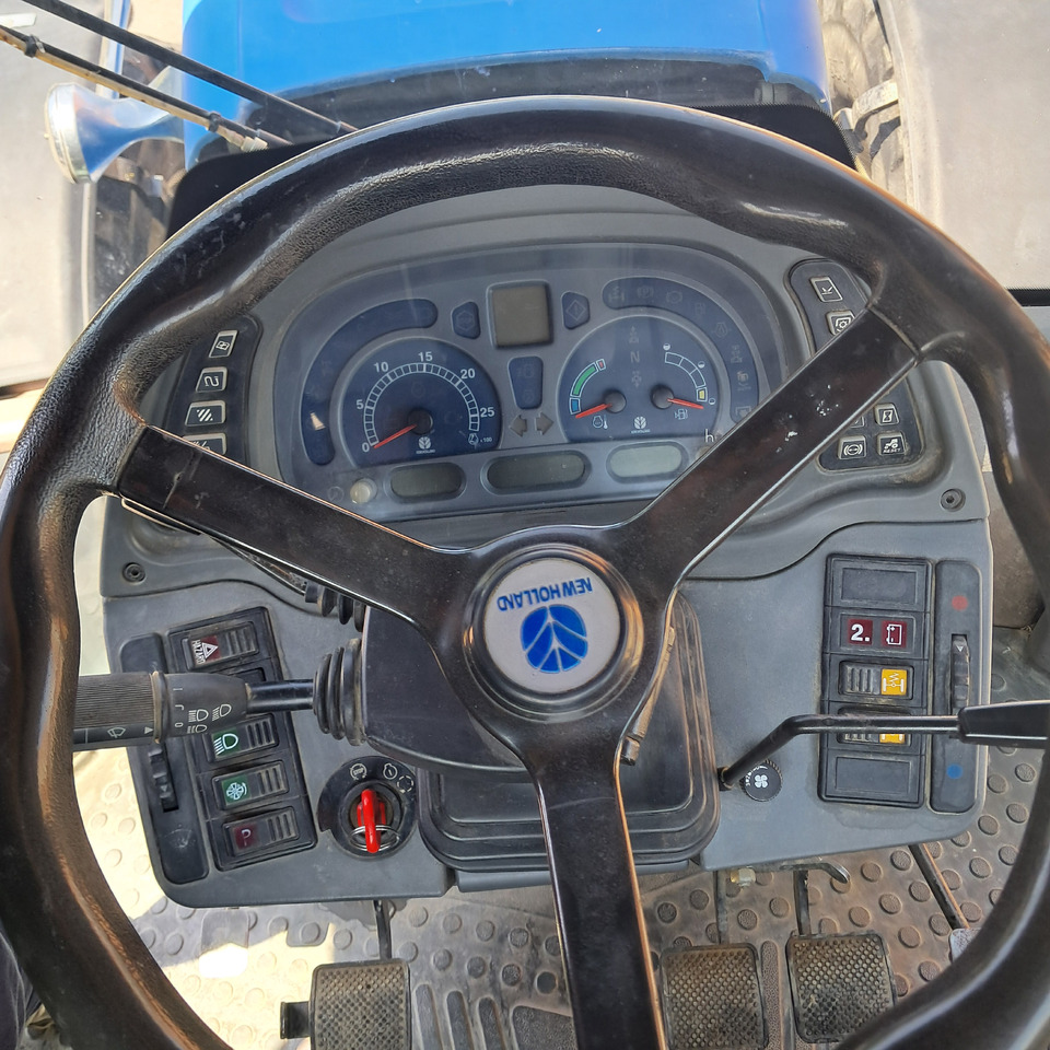 Traktor NEW HOLLAND TVT195: bild 11