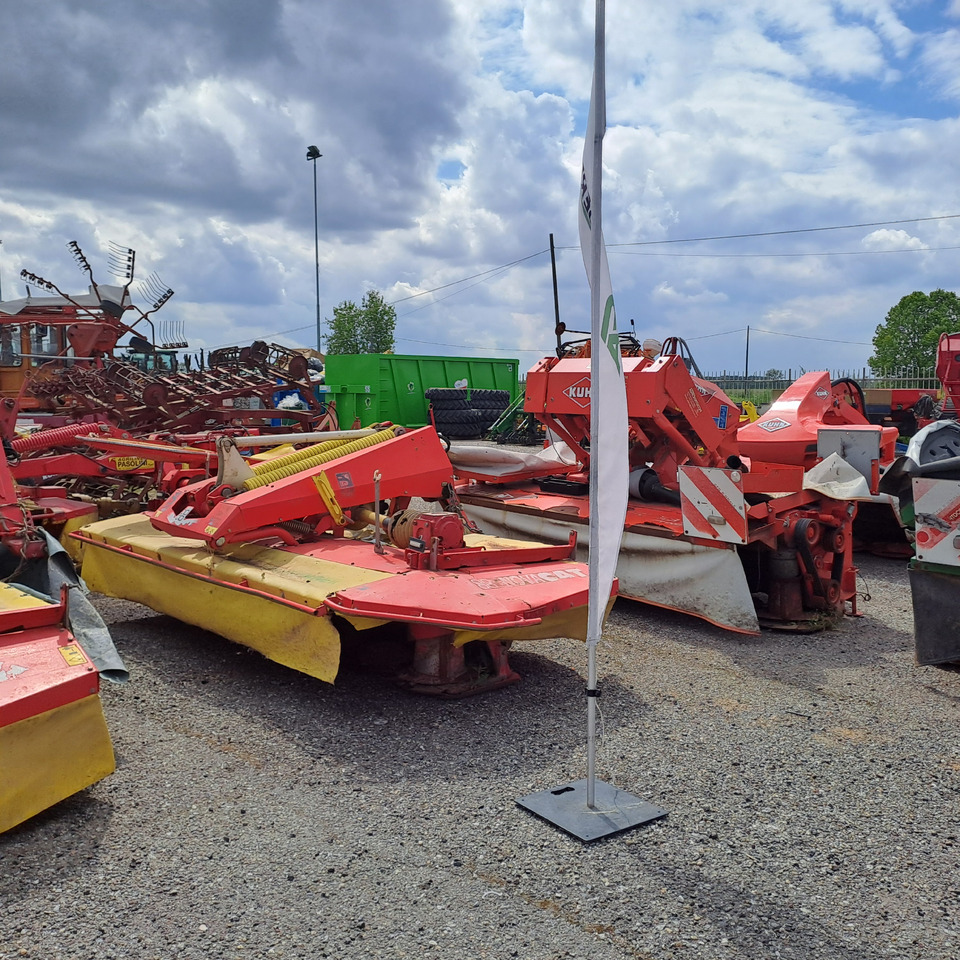 POTTINGER NOVA CAT ALPHA MOTION 306 - Slåttermaskin: bild 1 POTTINGER NOVA CAT ALPHA MOTION 306 - Slåttermaskin: bild 1