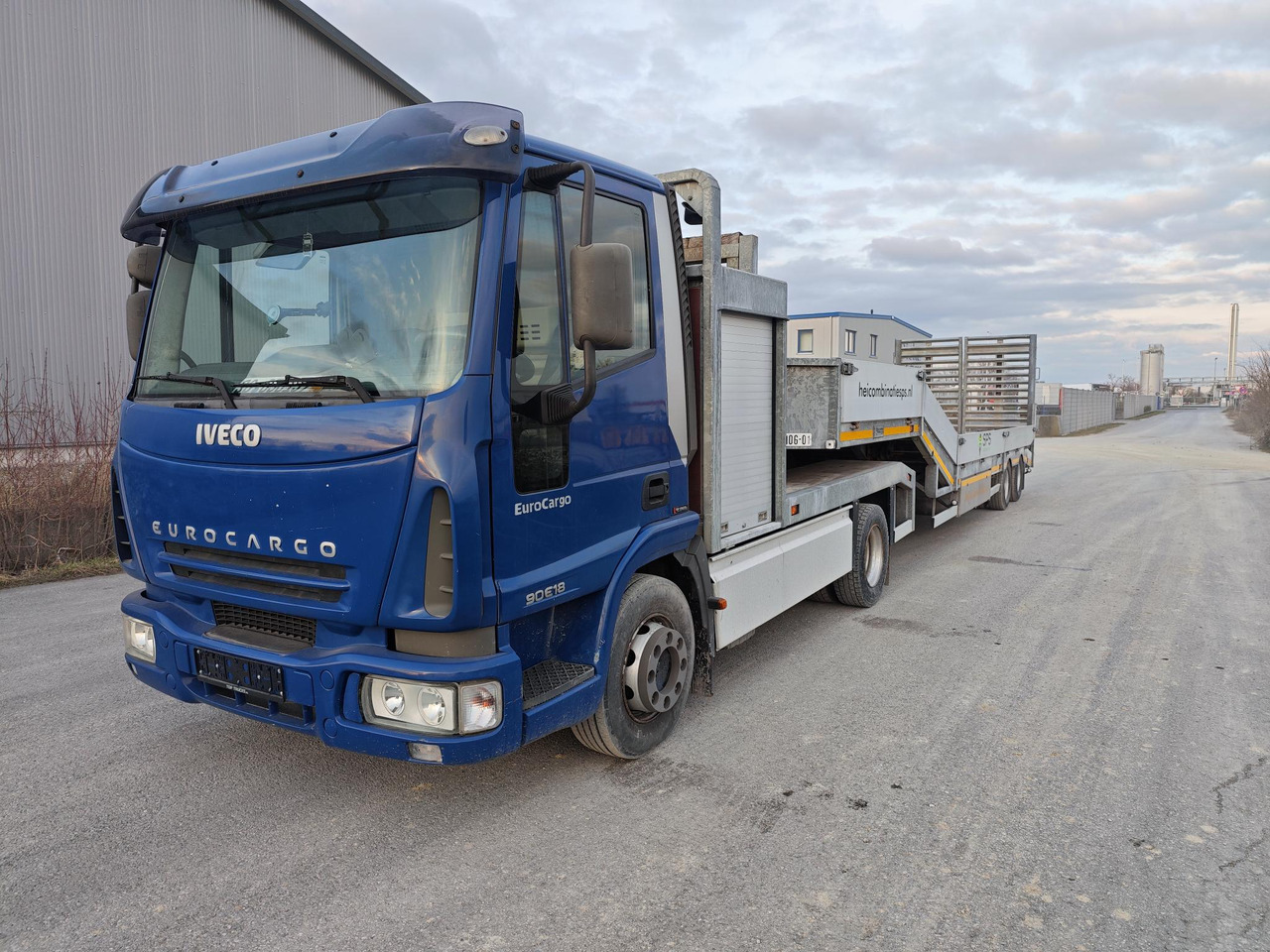 IVECO Eurocargo 90E18 & Veldhuizen P 38-2 - Dragbil: bild 1 IVECO Eurocargo 90E18 & Veldhuizen P 38-2 - Dragbil: bild 1